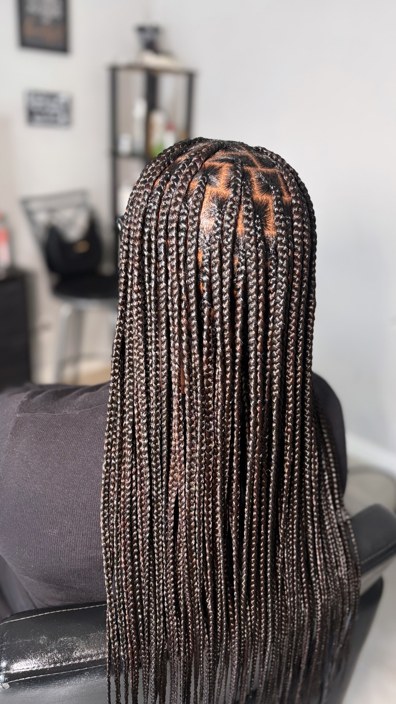 Medium Knotless Braids